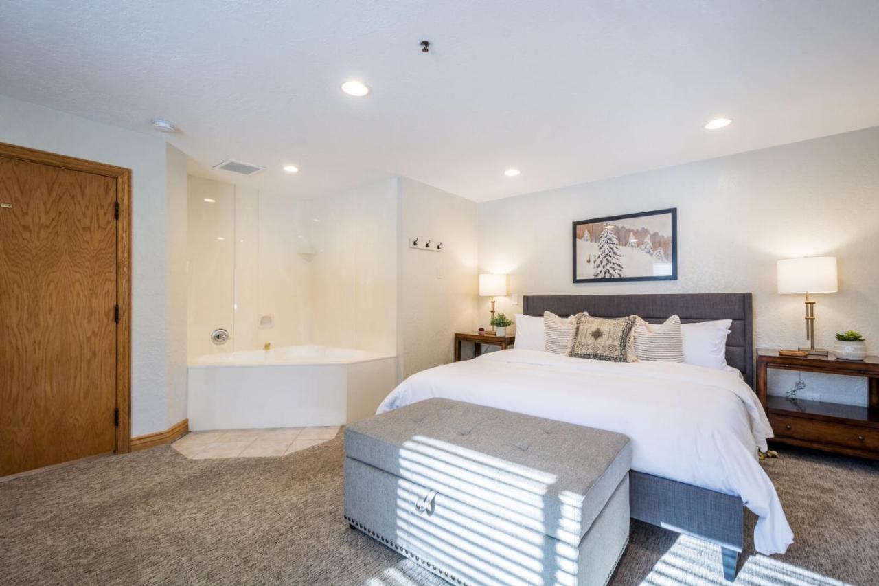 Powder Hound 1 Bedroom Brighton Chalet Εξωτερικό φωτογραφία